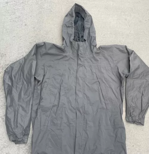 About This PCU Gen II Level 6 Gore-tex Patagonia Gear Gore-Tex Hooded Jacket L/L About This PCU Gen II Level 6 Gore-tex Patagonia Gear Gore-Tex Hooded Jacket L/L