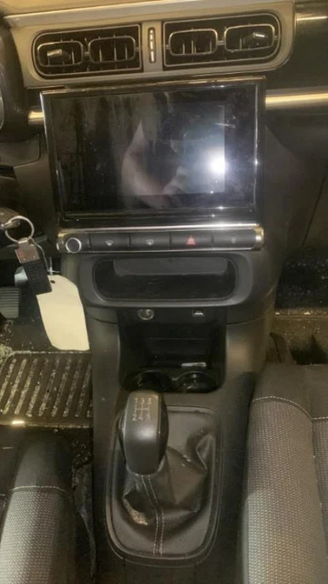 Console Centrale Intérieure Pour Citroën C3 Phase 2 - Plastique Blanc - Occasion - 78 209 Km