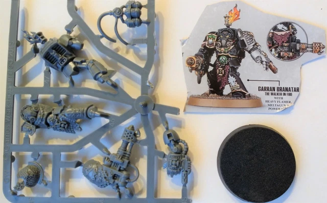 Salamanders Terminator Combat Squad with Heavy Flamer - Salamanders