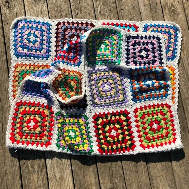 VINTAGE HANDMADE CROCHET Multicolor Granny Square Afghan Throw Blanket