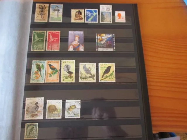 19  timbres stamp NOUVELLE ZELANDE   OBLITÉRÉS TOUS ETATS VOIR PHOTOS