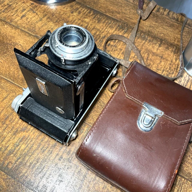 Macchina Fotografica  Kodak 620  Angenieux  Custodia Pelle  Non Testata