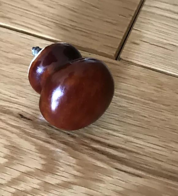 Bouton de poitrine en céramique émaillée marron pour ingénieurs (A1)