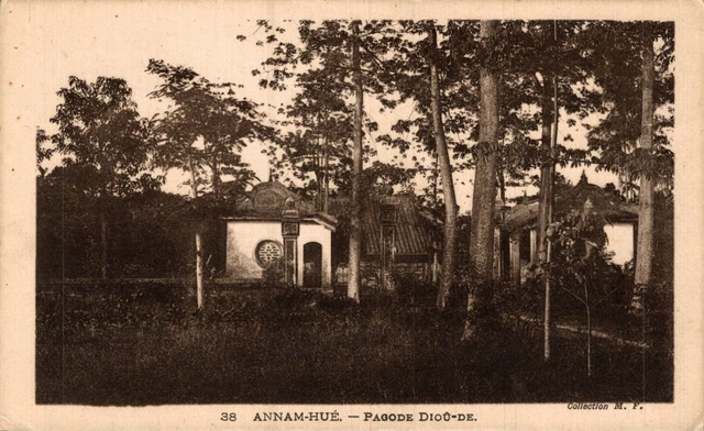 Vietnam Annam Hue Pagoda Diou-De Vintage Postcard 08.52