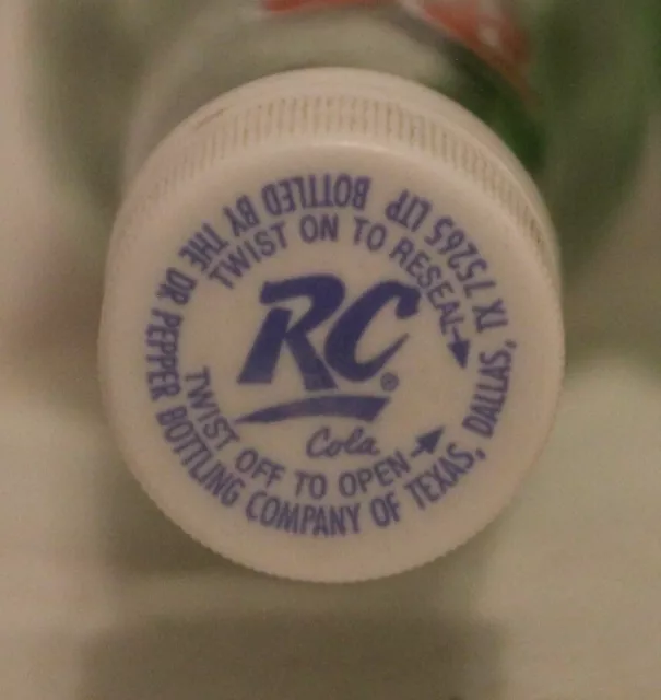 Vintage RC Cola / Royal Crown Soda & 7UP, 12oz Glass Bottle Plastic Cap lot of 2 3