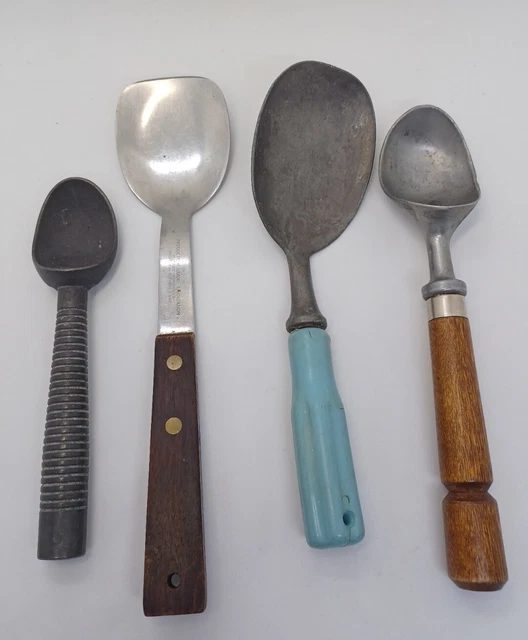 Vintage Vernon Stainless MIXED Lot 4 Ice Cream Scoops Spade Spoon Wood Handles