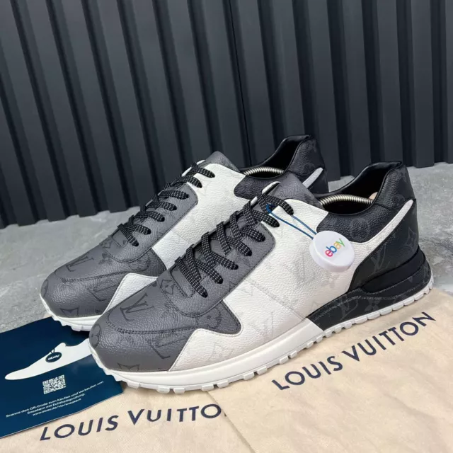 Louis Vuitton White Pulse Runaway Chunky Dad Sneakers Trainer Size 9.5LV US  10.5