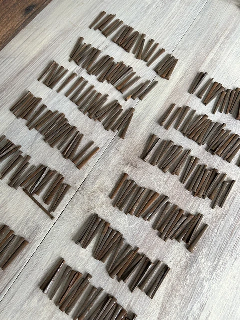 Antique Square Nails Lot of More Than 250 Pieces (*19) 2