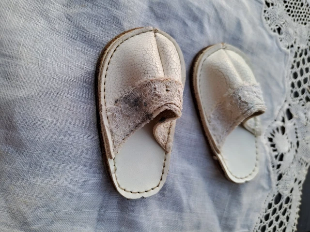 Chaussures Françaises Anciennes Pour Poupée - Miniature Vintage (occasion)