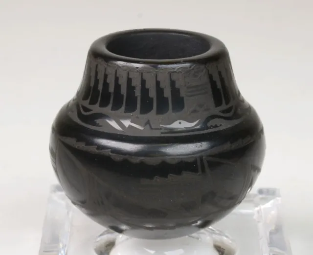 Ursula Curran, Okkay Owingeh (San Juan) Pueblo Small Black Pottery With Avaynu