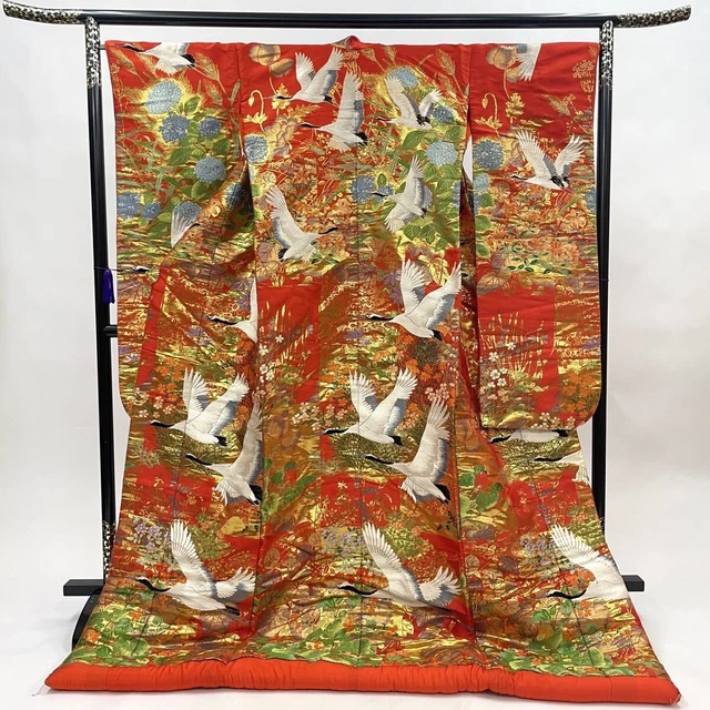 Japanese Kimono Uchikake Luxurious Wedding Embroidery Pure Silk Crane Red K462
