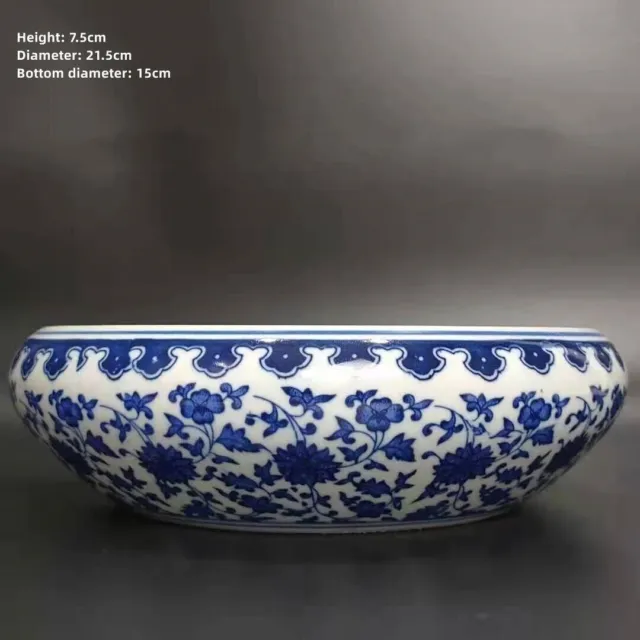 Fine Porcelain Blue And White Porcelain flower pattern Jar Chinese Porcelain pot