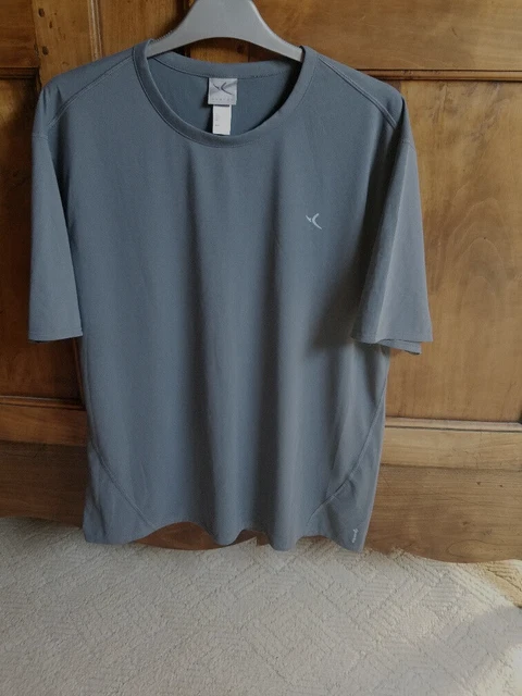 decathlon 99 t shirt