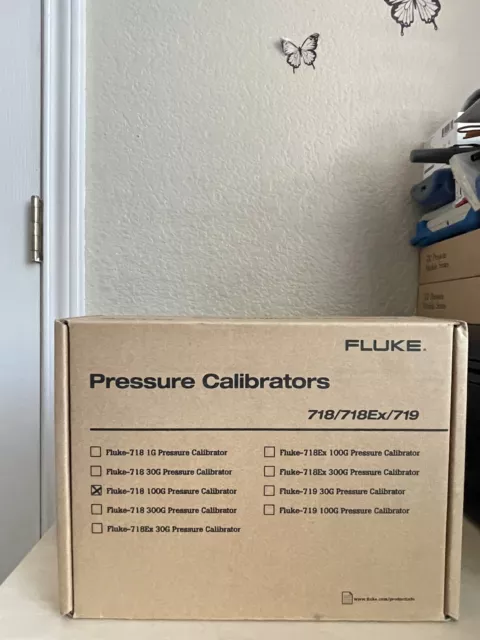 Fluke 718 100G Pressure Calibrator 718100G (BRAND NEW SEALED ) SHIPS FAST