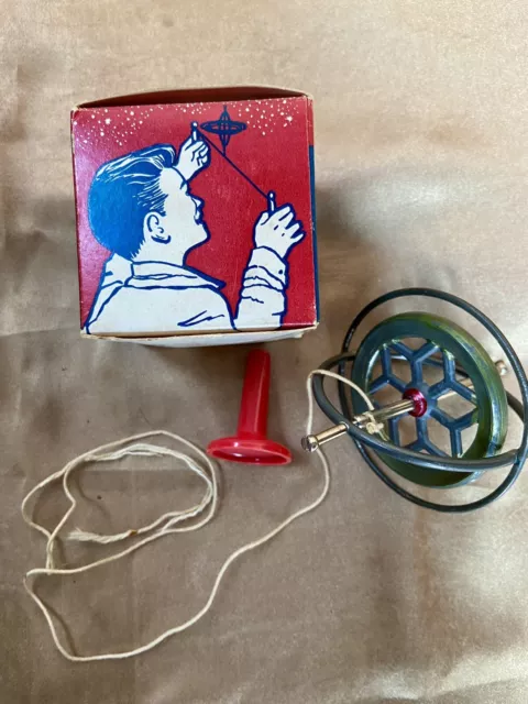 Vintage Metal "Scientific"GYROSCOPE IN ORIGINAL BOX with STAND and STRING