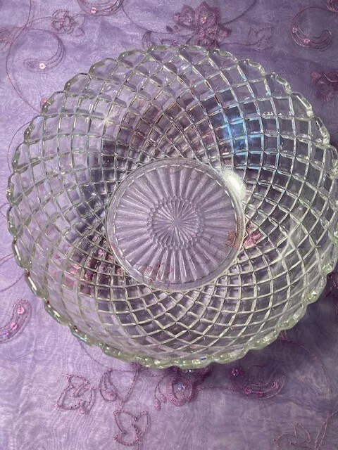 Vintage Clear Pressed Glass Serving Bowl Dish Diamond Cut Pattern 8"