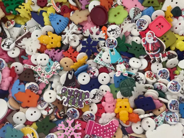 50pc Christmas Theme Novelty Button Mix Bulk Lot Aussie Seller