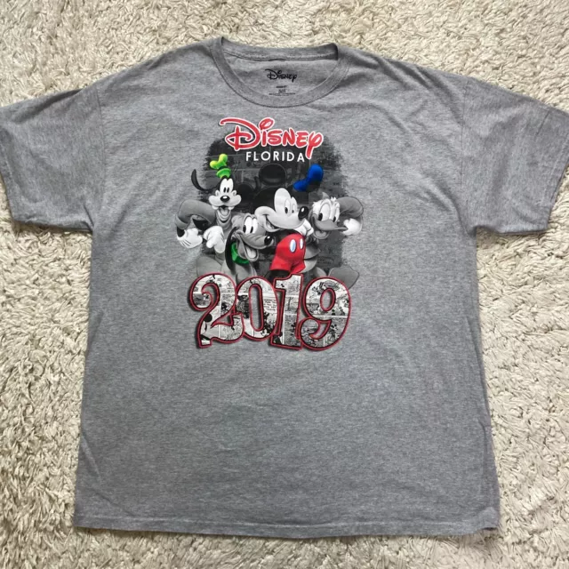 Walt Disney World Tee Mens XL Gray Florida 2019 Mickey Mouse Goofy Pluto T Shirt