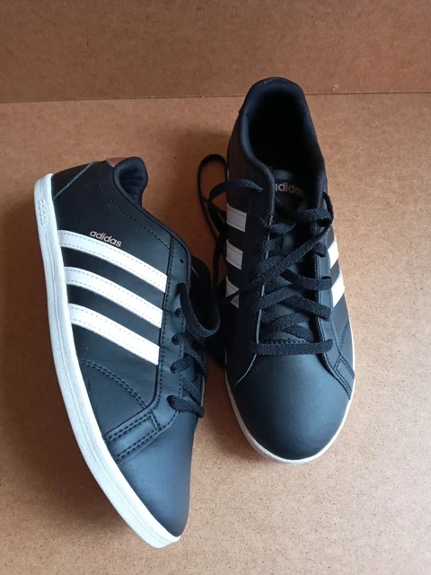 adidas coneo qt ladies trainers