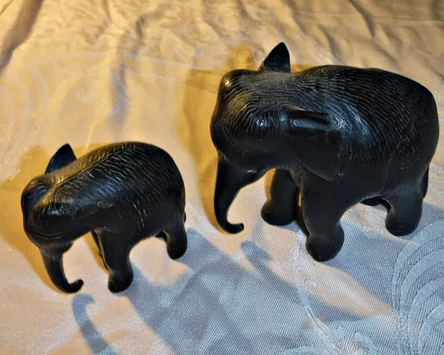 *Vintage Antique Pair Of Ebonised Carved Elephants Mum Baby 4 1/4" H Need Tusks