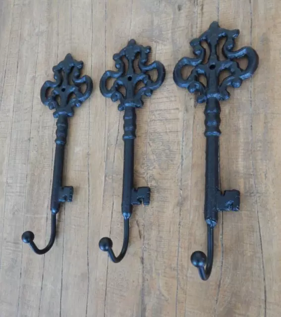 Set of 3 Cast iron Key Shape Coat Hooks Vintage Rustic Style Black Wall mounted