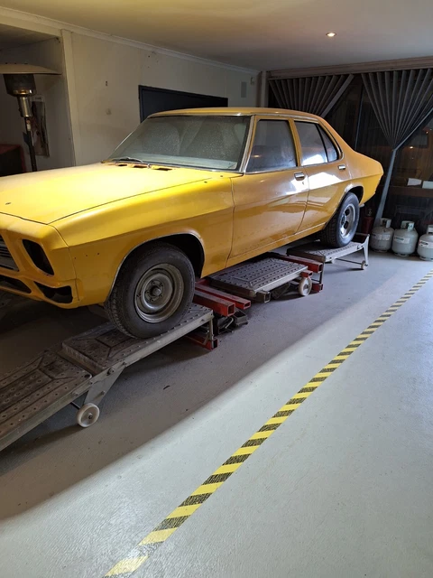 HQ holden kingswood