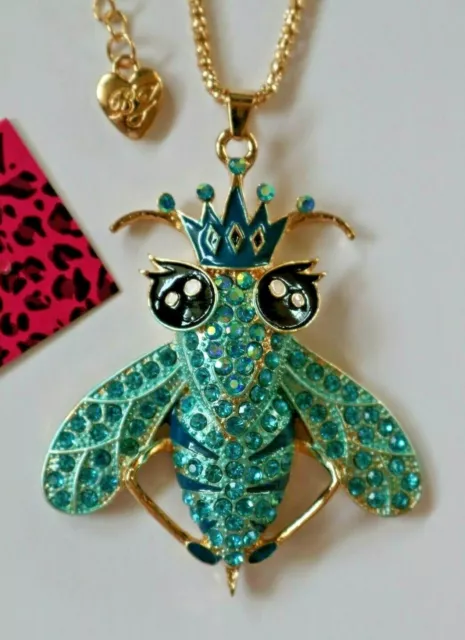 NEW! Betsey Johnson Crystal Rhinestone Queen Bee Necklace Pendant