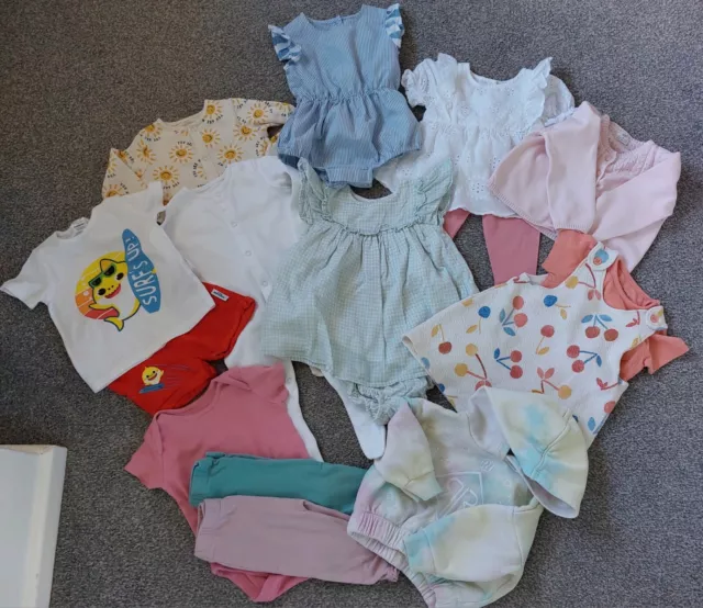 Baby Girl 6-9 months Summer  Clothes Bundle..