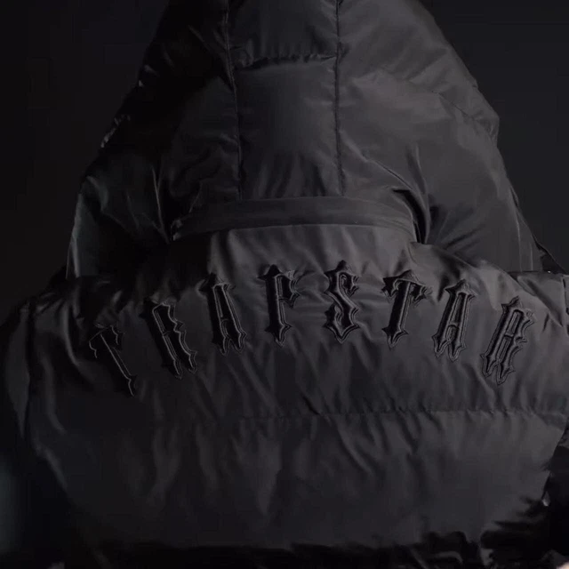 TRAPSTAR IRONGATE DETACHABLE Hooded Puffer Jacket Blackout Edition