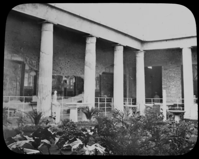 Magic Lantern Slide COURTYARD OF HOUSE OF VETTII C1910 PHOTO POMPEII ITALY