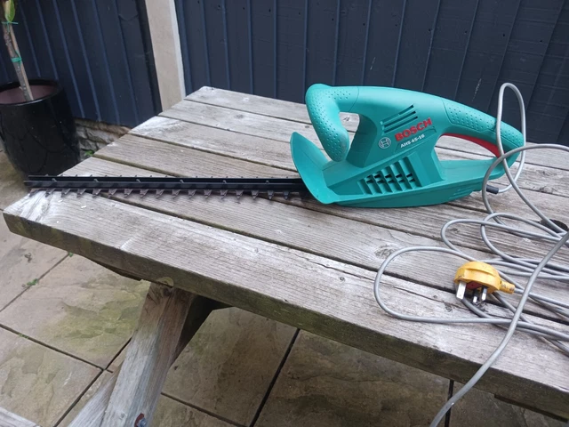 Image of Bosch AHS 60-16 hedge trimmer on Ebay website