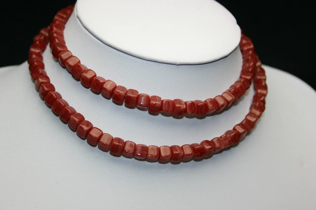 Böhmische Glasperlen Strang 64 cm rot marmorierte cube Würfel Quadrat 7,5 mm