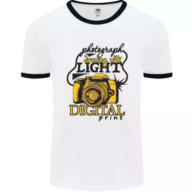 T-shirt uomo bianco disegno fotografico con fotografo leggero