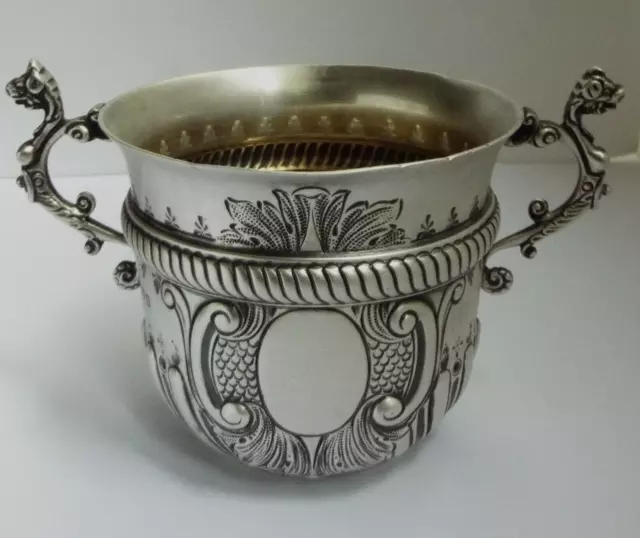 Beautiful Condition Heavy Decorative Antique 1911 Sterling Silver Porringer Cup