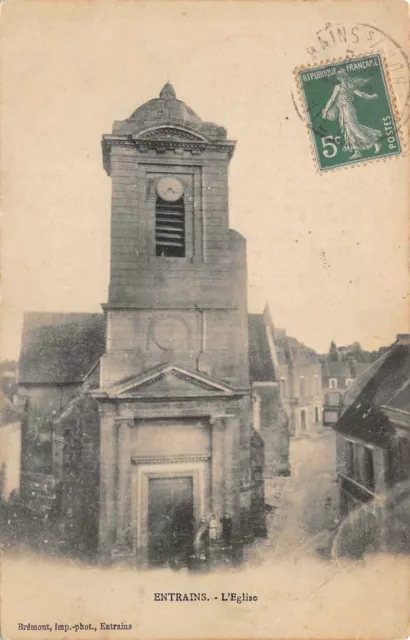 ENTRAINS - l' église