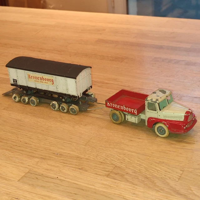 Miniature JRD Tracteur Unic Kronenbourg - 1/43 - Occasion
