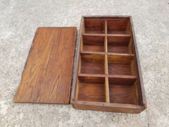 Vintage Ancien Primitive Artisanal 8 Compartiments Spice Maintient Boîte en Bois