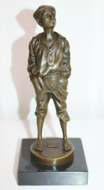 Bronze Skulptur /Figur ,"Strassenjunge",sign.V.Szczeblewski , 21cm , 1Kilo /"938