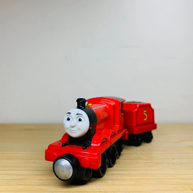 2004 ARTHUR Engine LMS Thomas The Train Diecast Metal Magnetic Take Along N Play