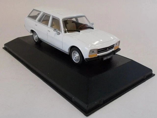 Maquette Peugeot 505 GR 1982 Couleur Argent à L’échelle 1/43