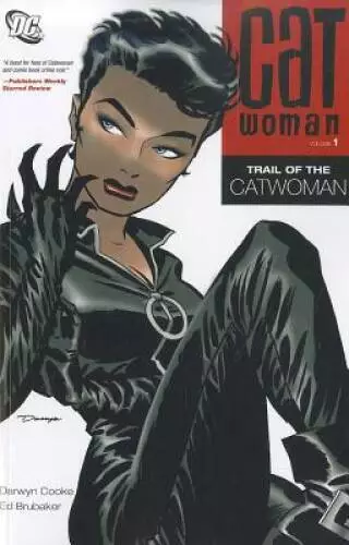 Catwoman Vol. 1: Trail of the Catwoman - Paperback By Cooke, Darwyn - GOOD