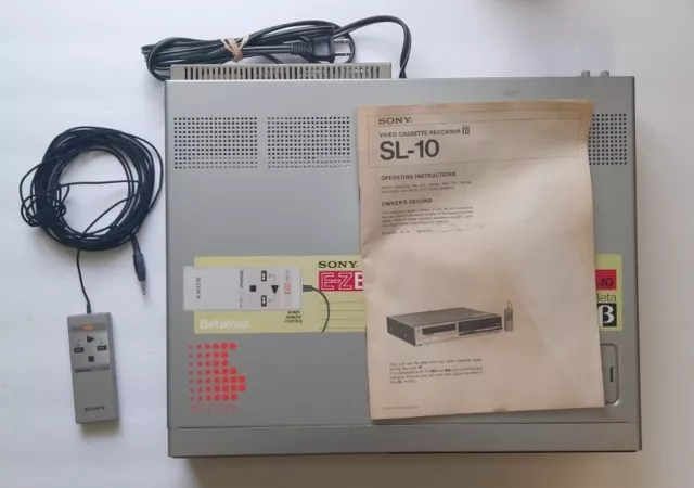 Vintage Sony Betamax SL-10 Video Cassette Recorder Player W/Remote & Manual