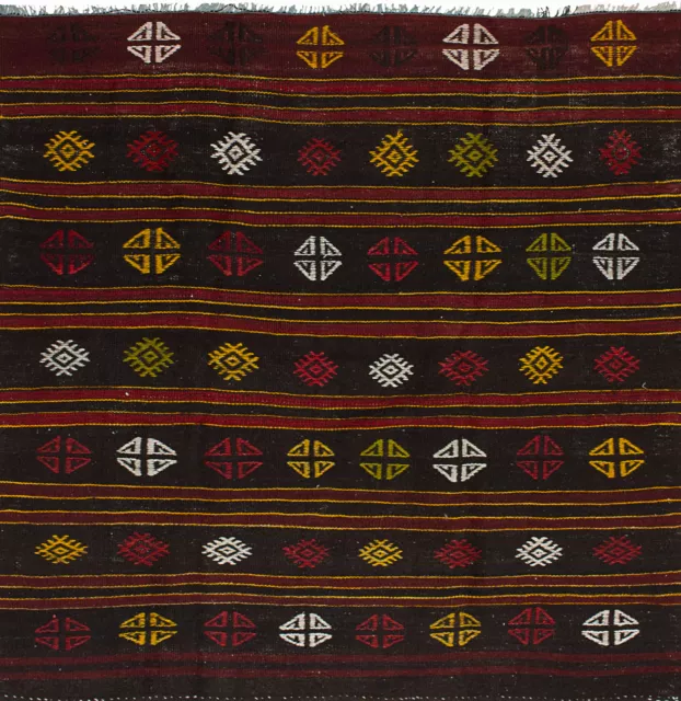 Traditional Hand woven Carpet 5'3" x 5'6" Flat Weave Kilim Rug