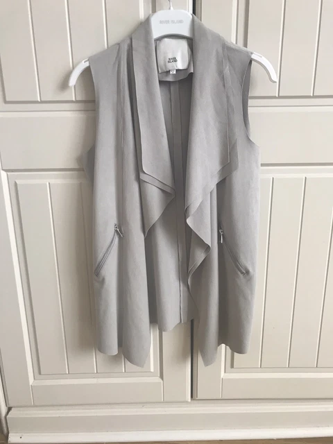 Bellissimo cappotto in pelle scamosciata grigio River Island per ragazze età 9-10