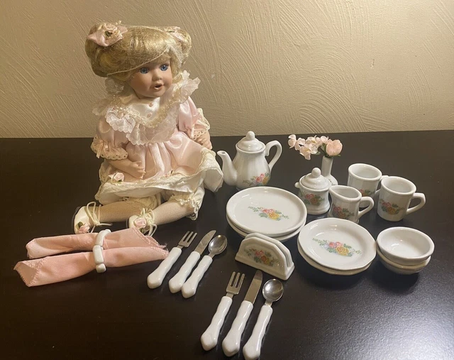 Heritage Signature Collection #12326 Porcelain Tea Party Claire 26 PC Set