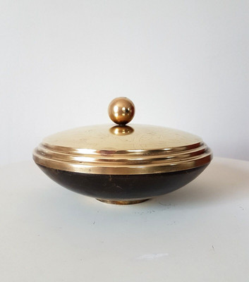 MAGNIFIQUE BOITE PANTHERE STYLE ART DECO LV CERAM D'APRES LOMBART 884-1 