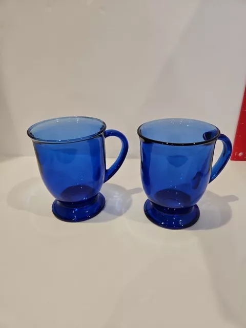 Set of 2 Vintage Anchor Hocking Cobalt Blue Glass 5" Footed 16oz Coffee Mugs USA