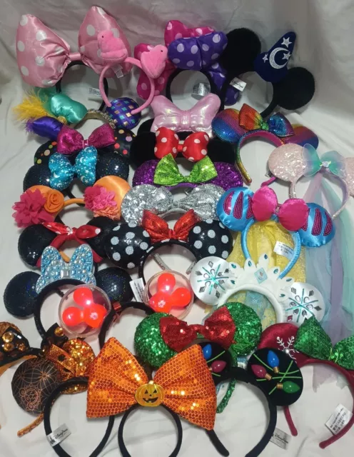 DisneyParks Minnie Mouse Mickey Mouse & Friends Bow Headband Disney Ears EUC!