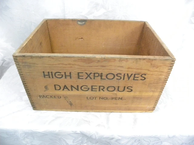 Vtg 1943 PA Ord. Works U.S. Williamsport PA Wooden TNT High Explosives Box/Crate