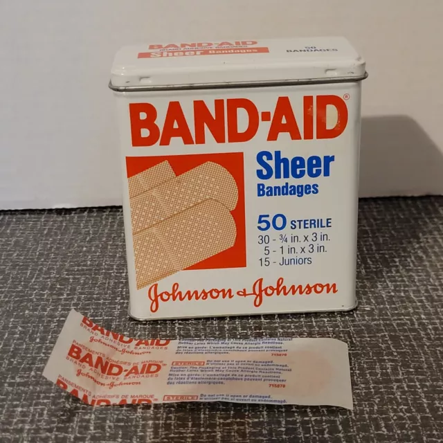 VTG 1980s BAND AID Tin 50 Sheer Bandages EMPTY 1983 Johnson & Johnson Set Prop